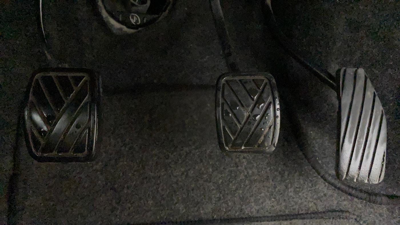 2013 Maruti Wagon R 1.0 VXI, Petrol, Manual, 43,966 km, Pedals
