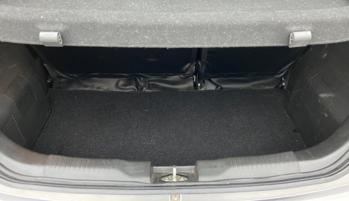 2019 Maruti IGNIS ZETA 1.2 K12 AMT, Petrol, Automatic, 14,633 km, Boot Inside