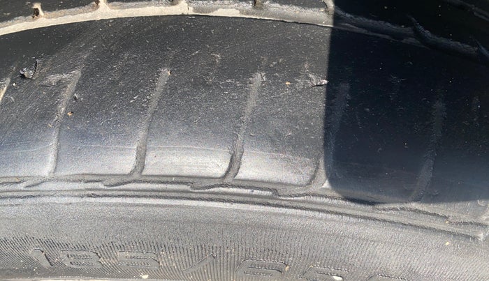 2019 Volkswagen Ameo GT LINE, Diesel, Automatic, 68,510 km, Left Front Tyre Tread