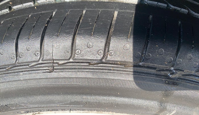 2019 Volkswagen Ameo GT LINE, Diesel, Automatic, 68,510 km, Left Rear Tyre Tread