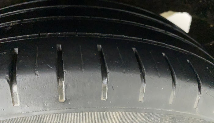 2019 Maruti Baleno ZETA PETROL 1.2, CNG, Manual, 72,555 km, Left Rear Tyre Tread