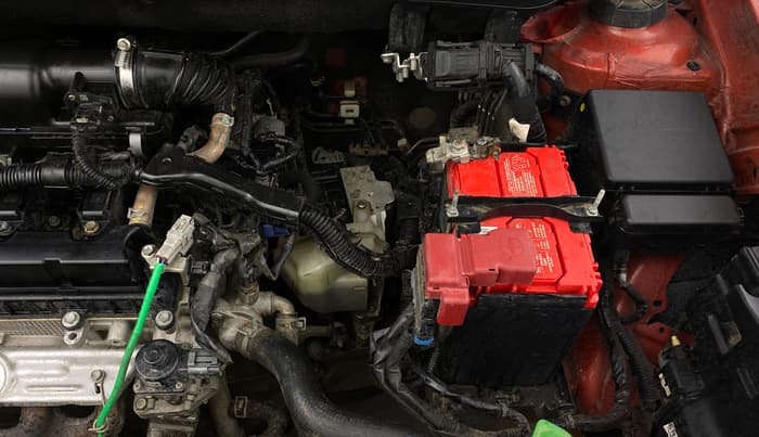 2022 Maruti Swift ZXI PLUS AMT DUAL TONE, Petrol, Automatic, 82,587 km, Engine View - Left