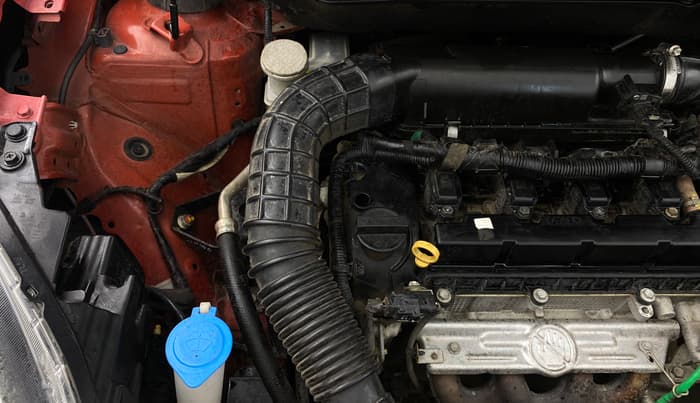 2022 Maruti Swift ZXI PLUS AMT DUAL TONE, Petrol, Automatic, 82,587 km, Engine View - Right