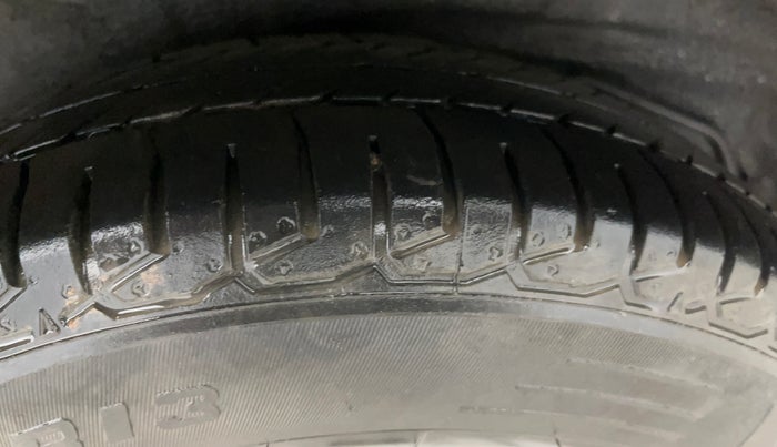 2016 Hyundai i10 SPORTZ 1.1, Petrol, Manual, 86,646 km, Right Rear Tyre Tread