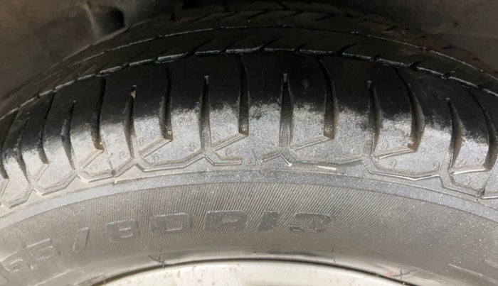 2016 Hyundai i10 SPORTZ 1.1, Petrol, Manual, 86,646 km, Left Rear Tyre Tread