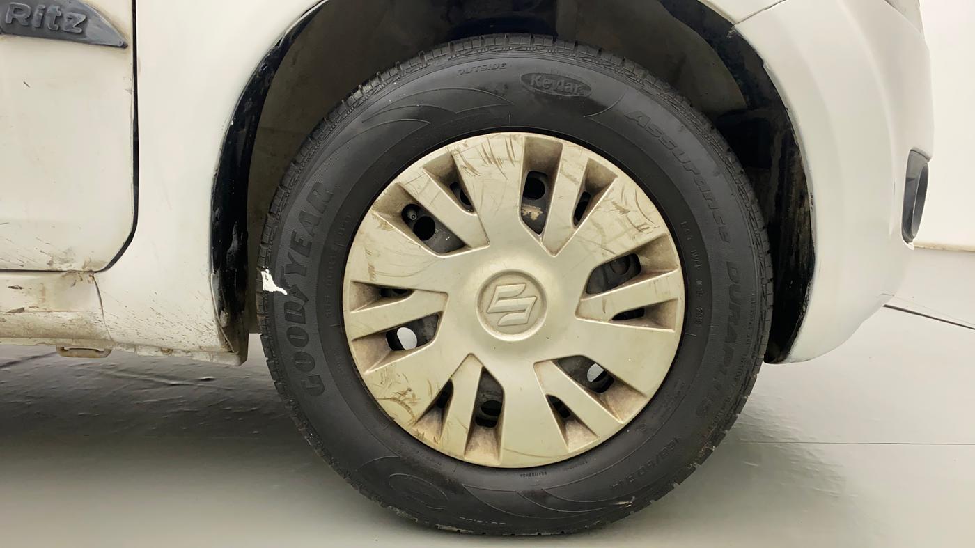 2012 Maruti Ritz LXI, Petrol, Manual, 58,861 km, Right Front Wheel