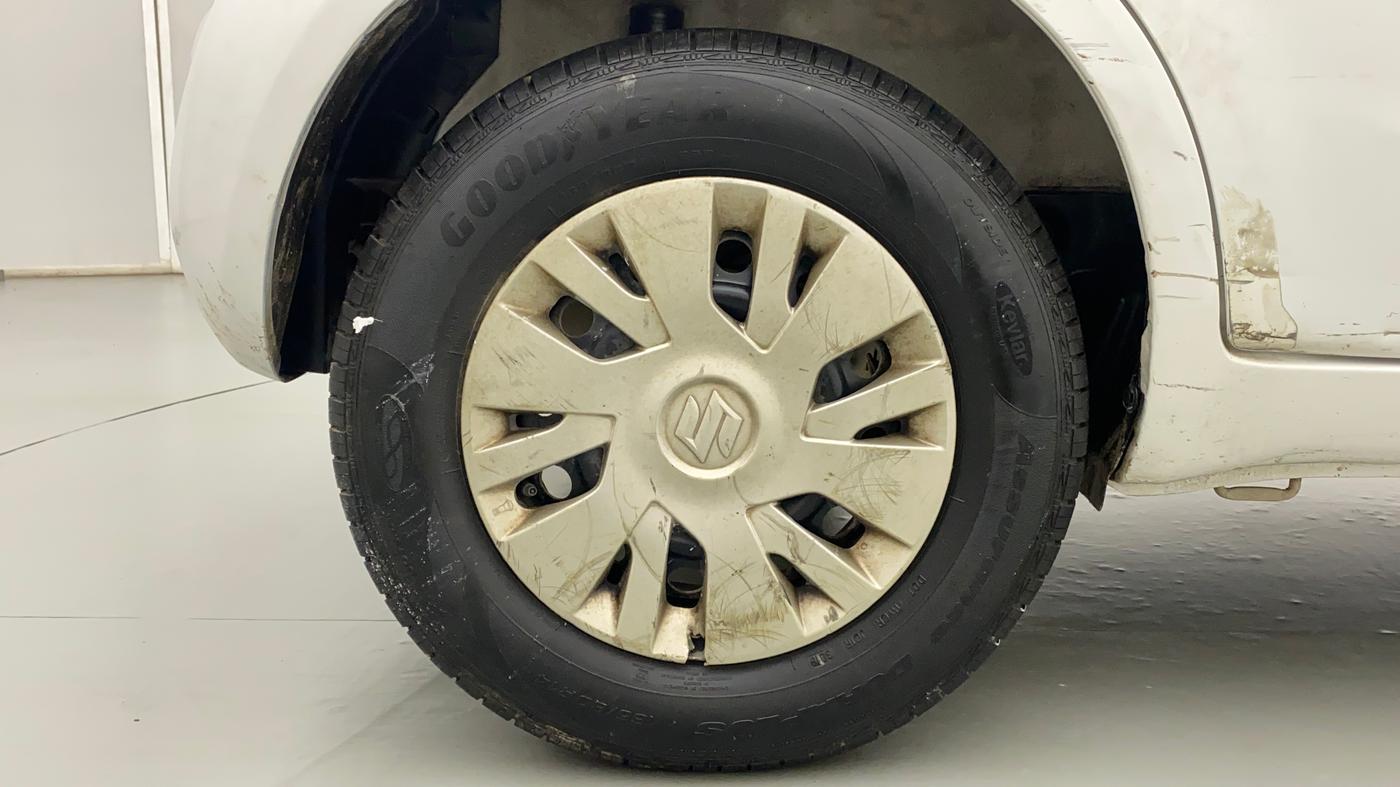 2012 Maruti Ritz LXI, Petrol, Manual, 58,861 km, Right Rear Wheel