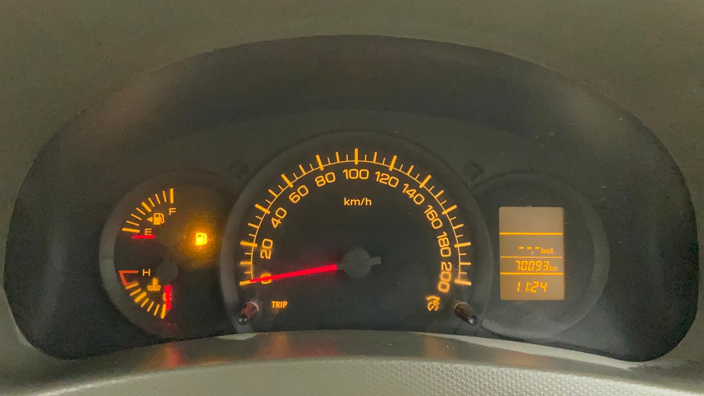 2016 Maruti Ertiga LXI, CNG, Manual, 72,704 km, Odometer Image