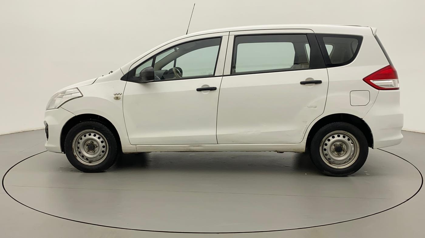 2016 Maruti Ertiga LXI, CNG, Manual, 72,704 km, Left Side