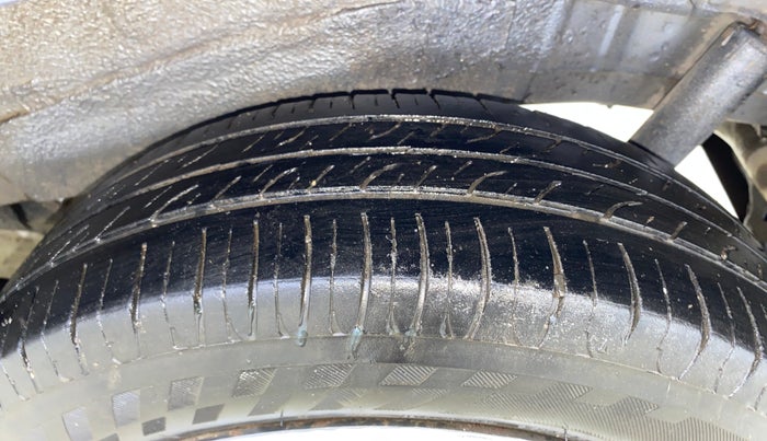 2016 Maruti Wagon R 1.0 VXI, Petrol, Manual, 1,16,863 km, Left Rear Tyre Tread