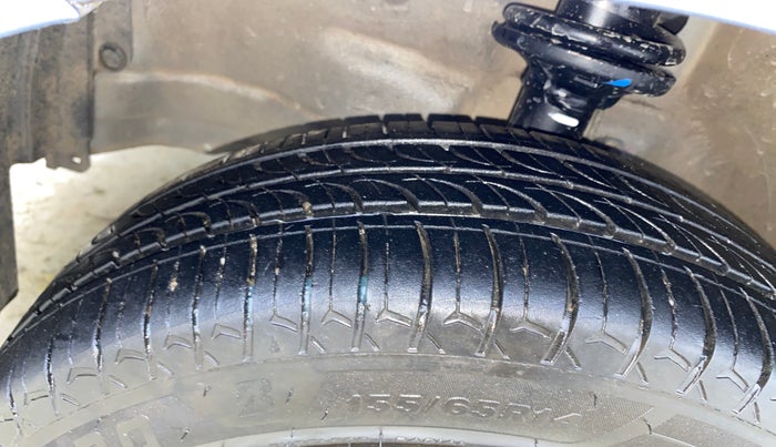 2016 Maruti Wagon R 1.0 VXI, Petrol, Manual, 1,16,863 km, Left Front Tyre Tread