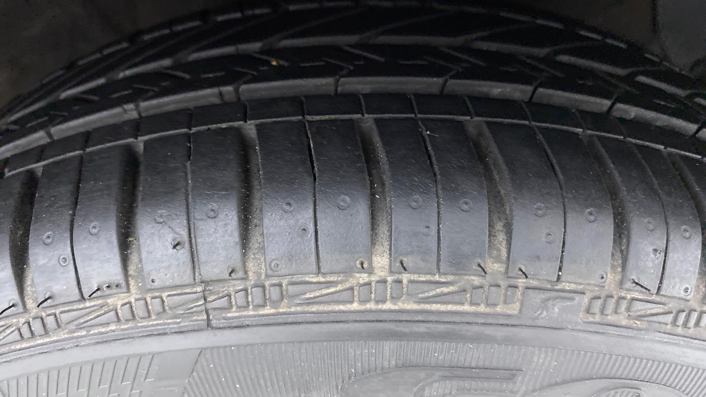 2019 Hyundai Grand i10 SPORTZ 1.2 KAPPA VTVT, Petrol, Manual, 2,923 km, Right Front Tyre Tread
