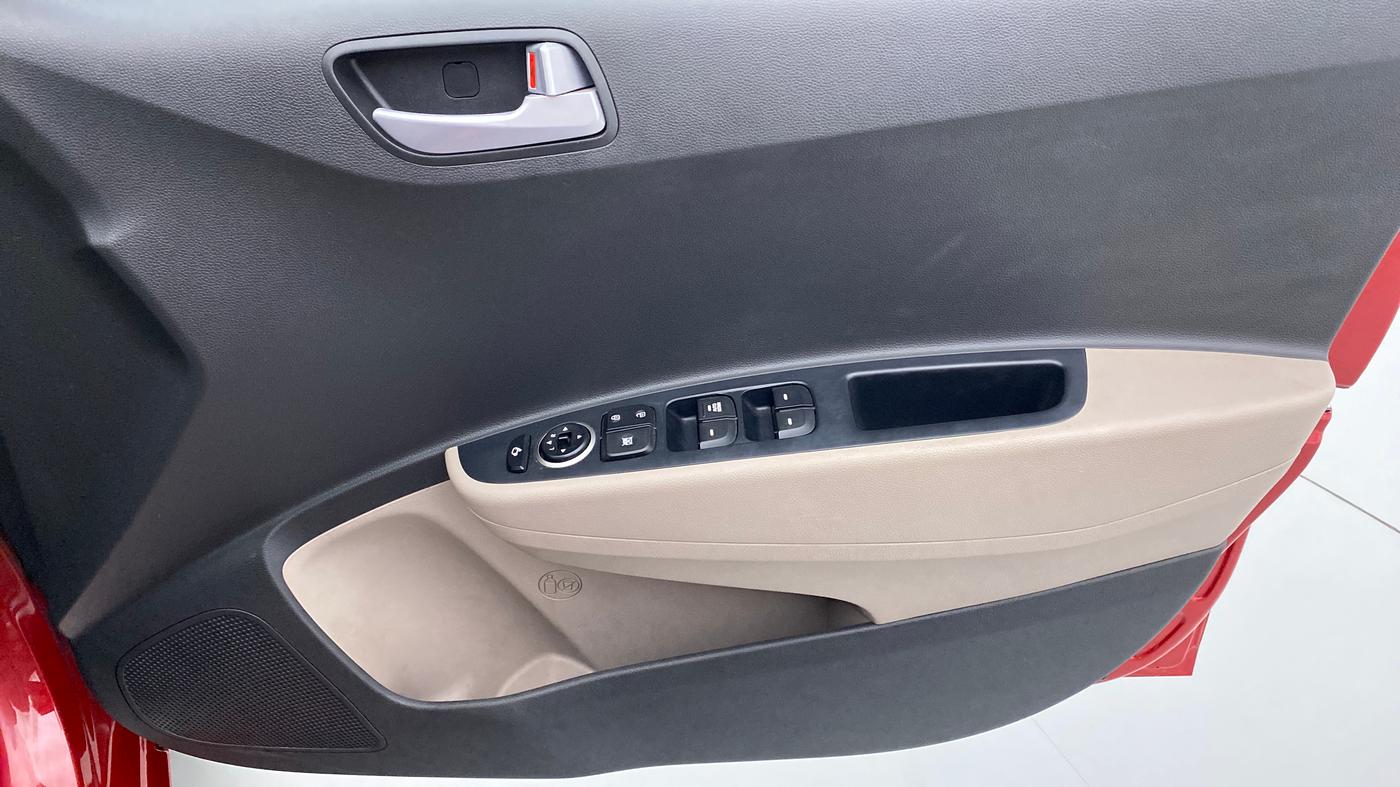 2019 Hyundai Grand i10 SPORTZ 1.2 KAPPA VTVT, Petrol, Manual, 2,923 km, Driver Side Door Panels Control