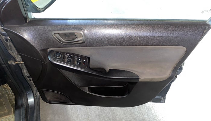 2015 Tata Zest XM PETROL, Petrol, Manual, 37,873 km, Driver Side Door Panels Control