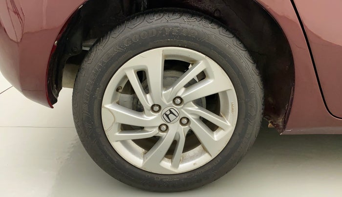 2015 Honda Jazz 1.2L I-VTEC V AT, Petrol, Automatic, 61,818 km, Right Rear Wheel