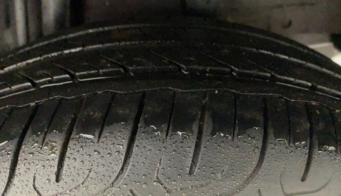 2015 Honda Jazz 1.2L I-VTEC V AT, Petrol, Automatic, 61,818 km, Left Rear Tyre Tread