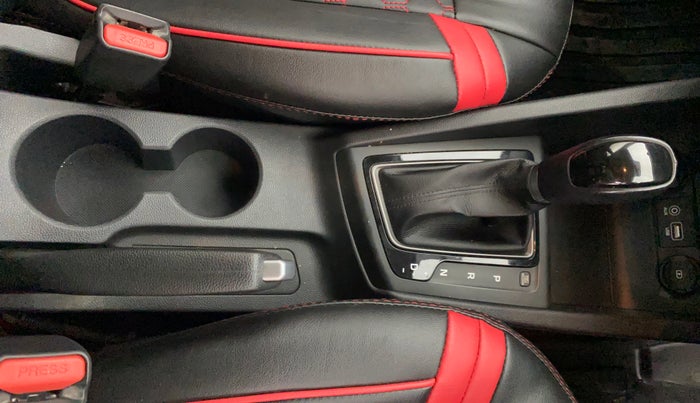 2019 Hyundai Elite i20 ASTA (O) CVT, Petrol, Automatic, 22,808 km, Gear Lever