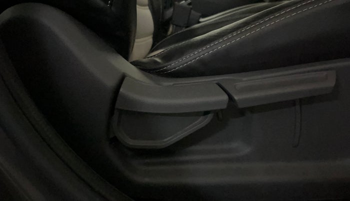 2021 Hyundai AURA S 1.2 AMT, Petrol, Automatic, 37,990 km, Driver Side Adjustment Panel