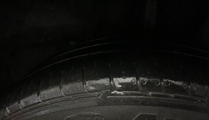 2021 Hyundai AURA S 1.2 AMT, Petrol, Automatic, 37,990 km, Left Rear Tyre Tread