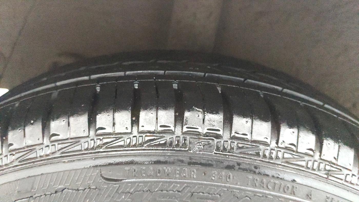 2016 Hyundai Grand i10 ASTA AT 1.2 KAPPA VTVT, Petrol, Automatic, 54,072 km, Right Rear Tyre Tread