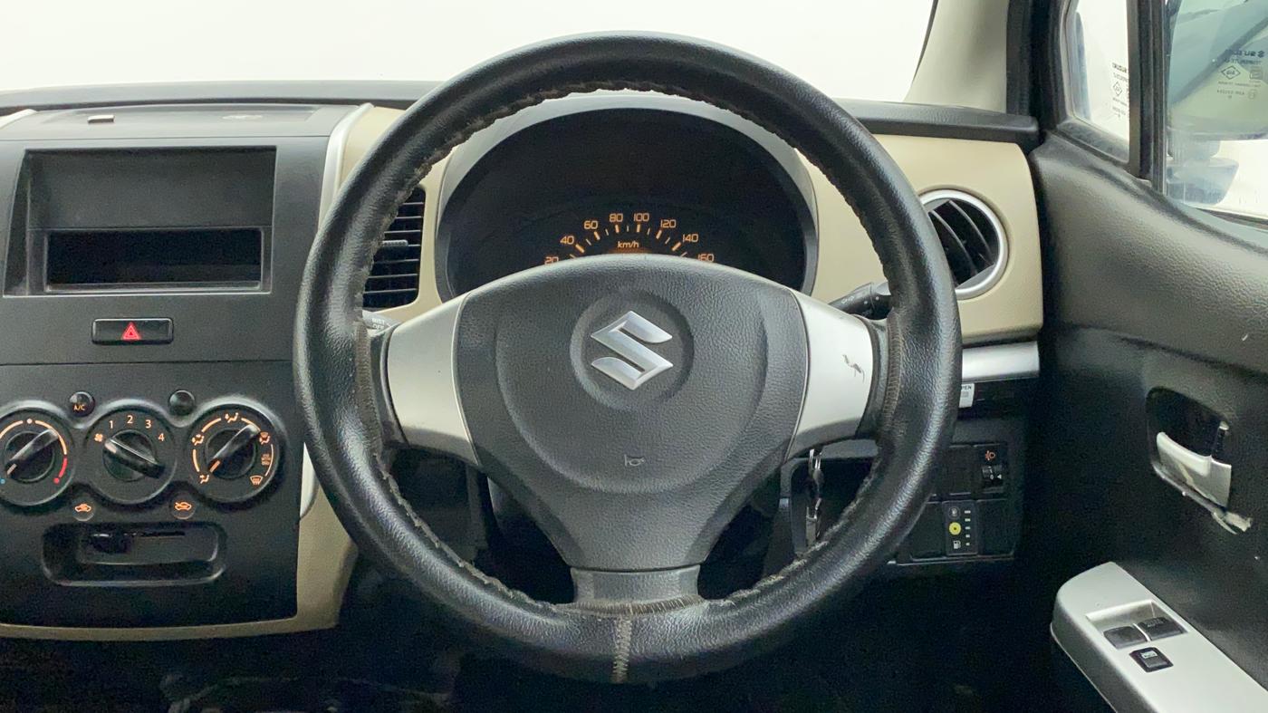2018 Maruti Wagon R 1.0 LXI CNG, CNG, Manual, 25,595 km, Steering Wheel Close Up