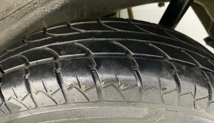 2018 Maruti Wagon R 1.0 LXI CNG, CNG, Manual, 25,595 km, Left Rear Tyre Tread