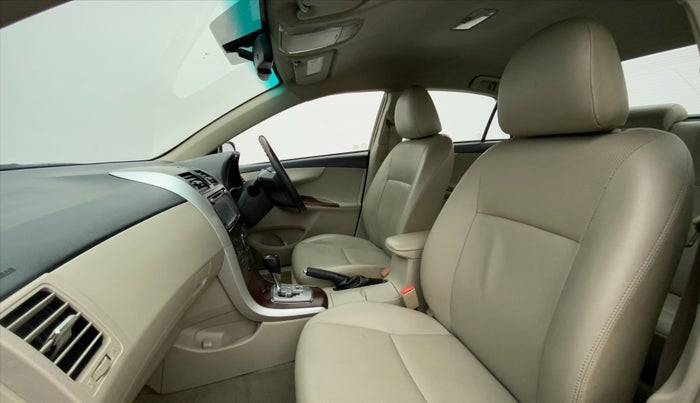 2011 Toyota Corolla Altis VL AT PETROL, Petrol, Automatic, 89,266 km, Right Side Front Door Cabin