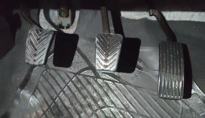 2014 Hyundai Eon D-LITE, Petrol, Manual, 45,951 km, Pedals