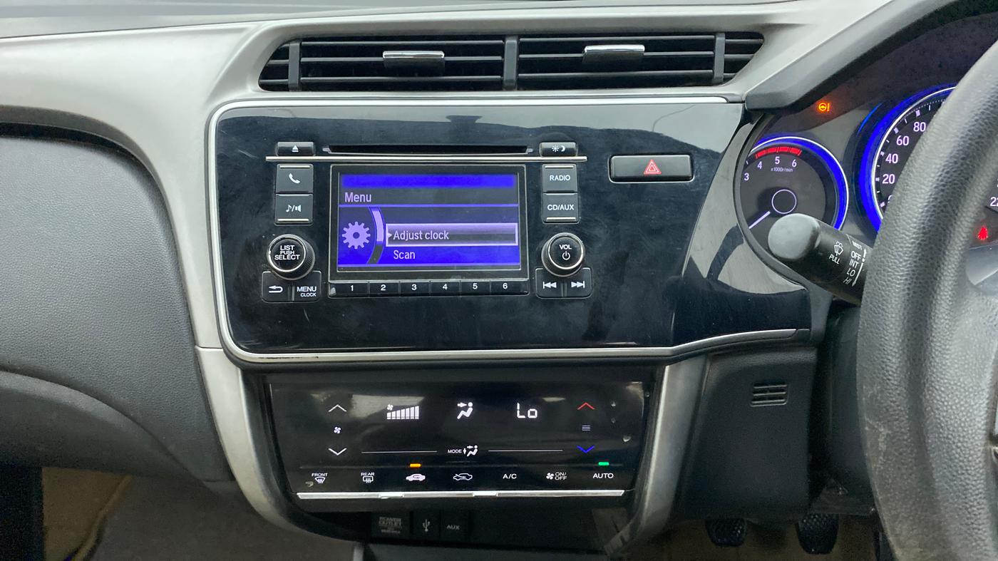 2016 Honda City 1.5L I-DTEC V, Diesel, Manual, 82,653 km, Air Conditioner