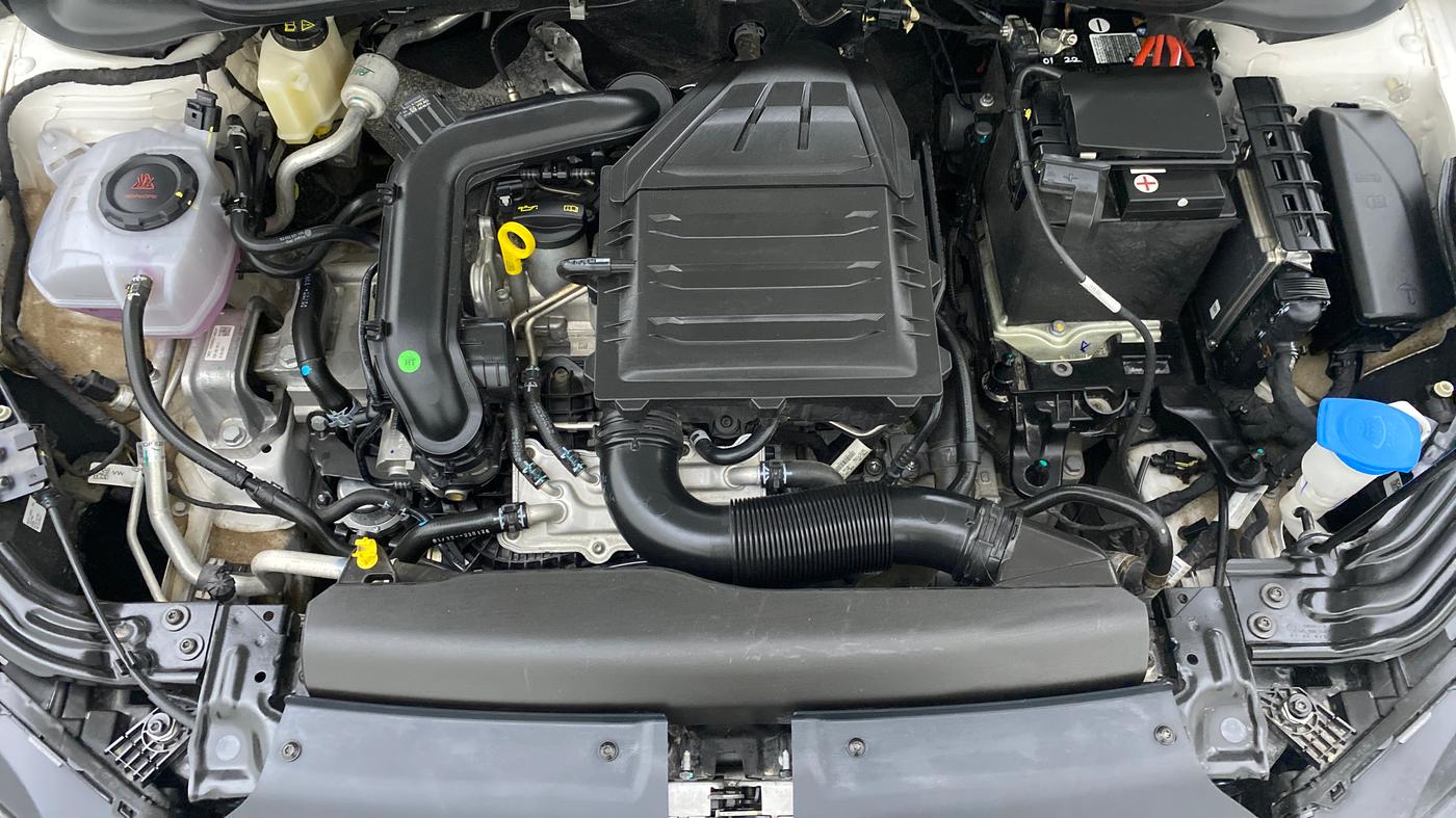 2022 Skoda SLAVIA STYLE 1.0 TSI AT, Petrol, Automatic, 2,129 km, Open Bonet