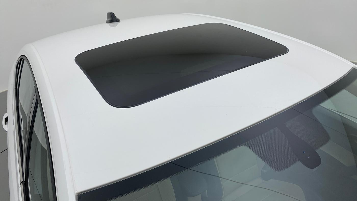 2022 Skoda SLAVIA STYLE 1.0 TSI AT, Petrol, Automatic, 2,129 km, Roof