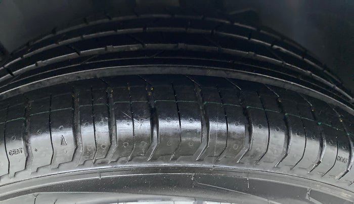 2022 Skoda SLAVIA STYLE 1.0 TSI AT, Petrol, Automatic, 2,129 km, Left Rear Tyre Tread