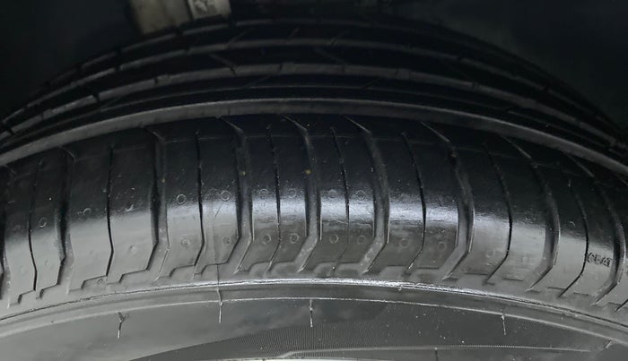 2022 Skoda SLAVIA STYLE 1.0 TSI AT, Petrol, Automatic, 2,129 km, Left Front Tyre Tread