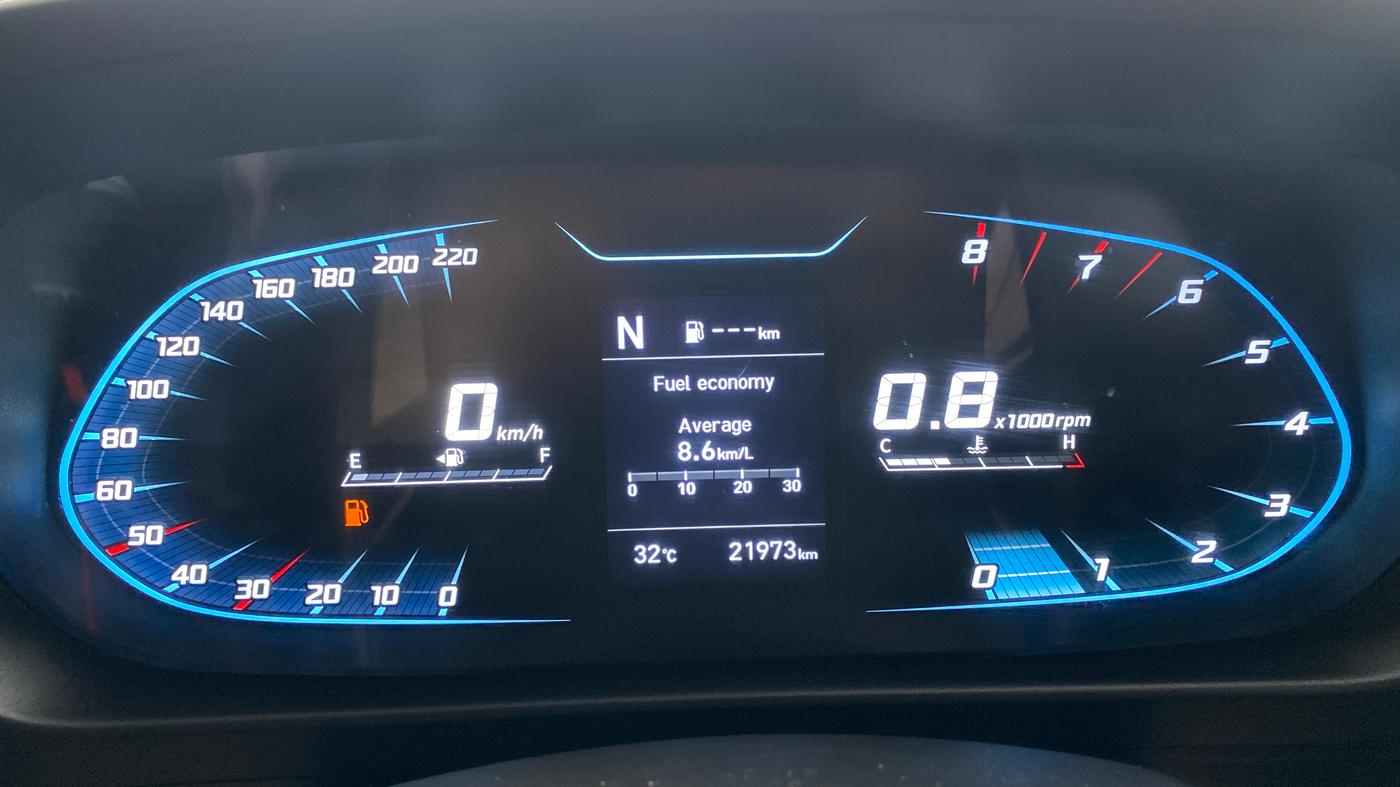 2021 Hyundai NEW I20 SPORTZ 1.0 TURBO IMT DUAL TONE, Petrol, Manual, 21,860 km, Odometer Image
