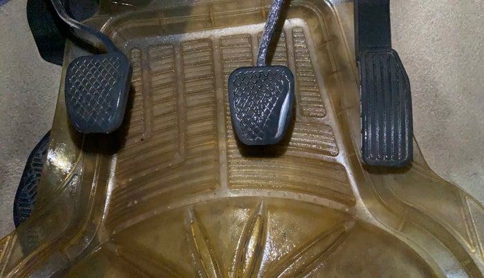 2016 Honda City 1.5L I-VTEC VX, Petrol, Manual, 1,11,496 km, Pedals