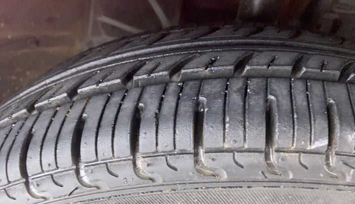 2018 Datsun Redi Go 1.0 T(O) AT, Petrol, Automatic, 11,614 km, Right Front Tyre Tread