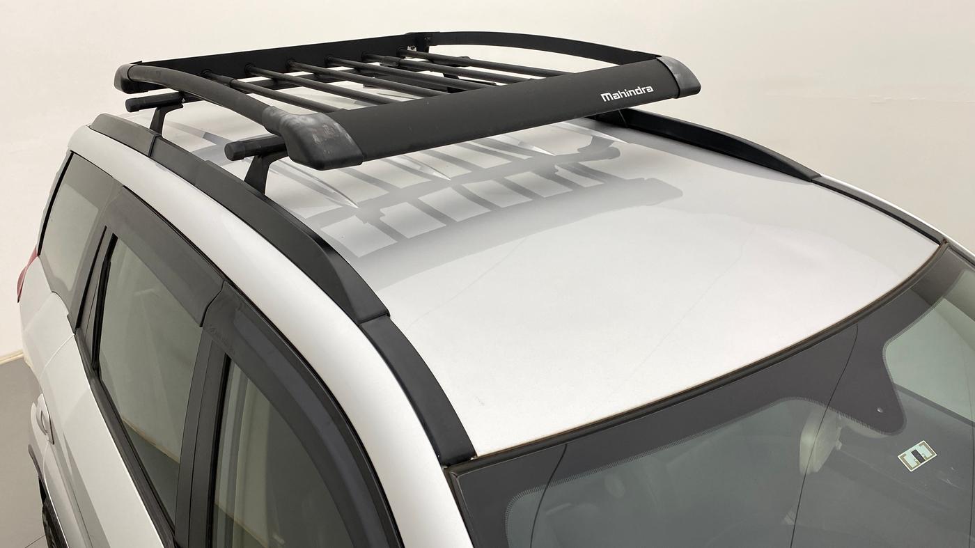 2017 Mahindra XUV500 W6 4X2, Diesel, Manual, 77,254 km, Roof