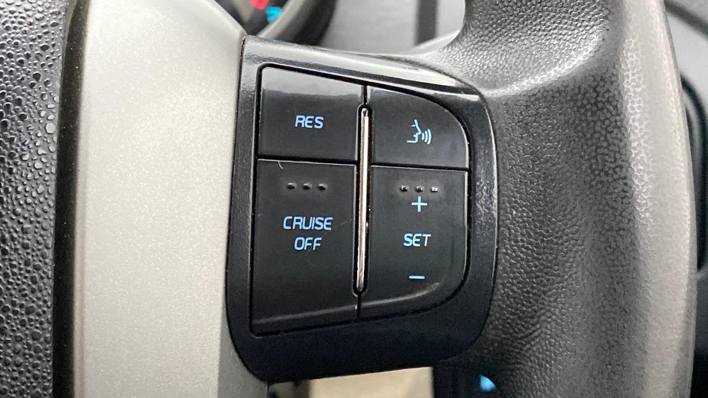 2017 Mahindra XUV500 W6 4X2, Diesel, Manual, 77,254 km, Adaptive Cruise Control