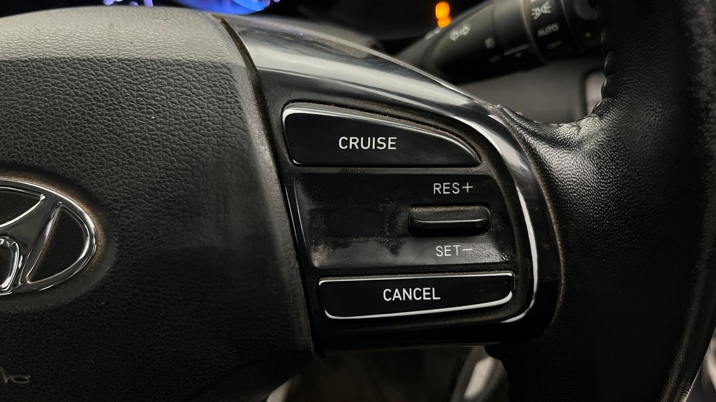 2022 Hyundai VENUE SX 1.5 CRDI, Diesel, Manual, 93,873 km, Adaptive Cruise Control