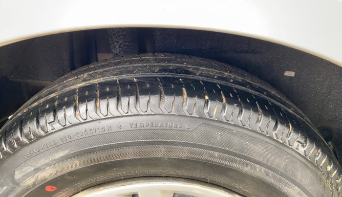2023 Maruti Dzire VXI, Petrol, Manual, 40,669 km, Right Rear Tyre Tread