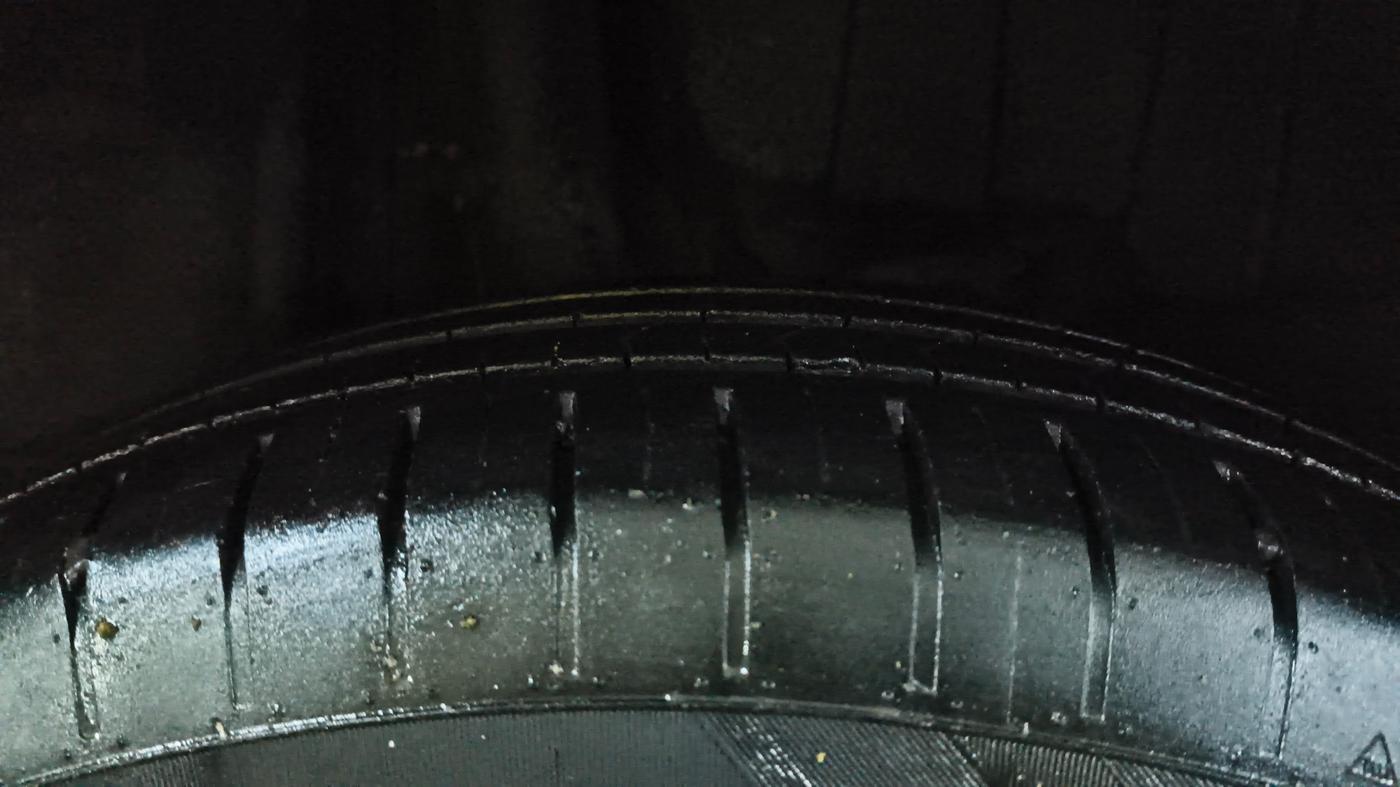 2019 Maruti Swift ZXI AMT, Petrol, Automatic, 28,763 km, Right Rear Tyre Tread