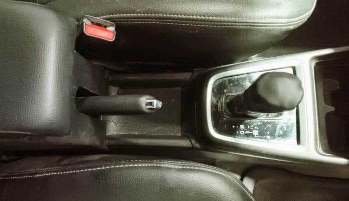 2019 Maruti Swift ZXI AMT, Petrol, Automatic, 28,763 km, Gear Lever