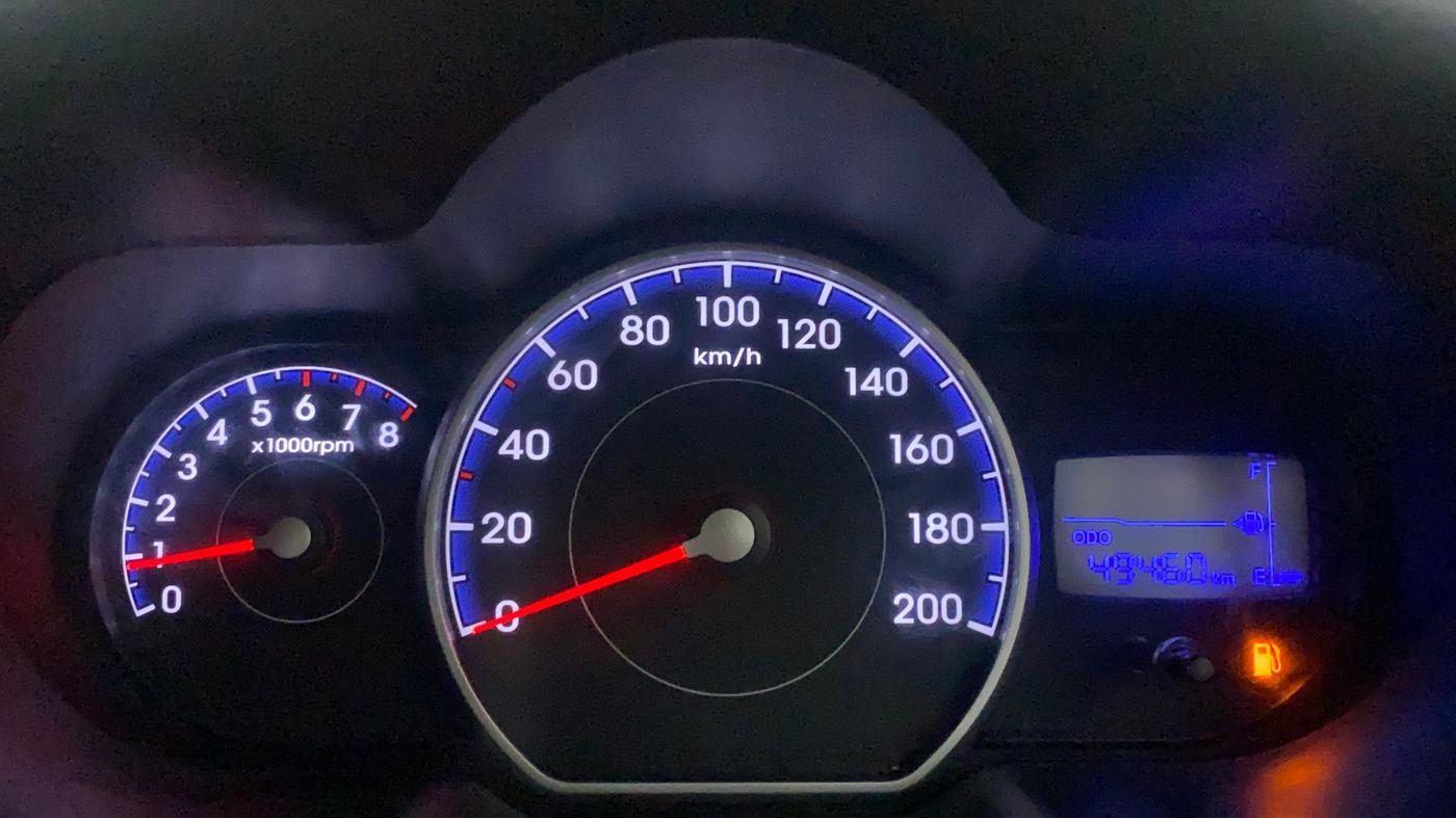 2016 Hyundai i10 MAGNA 1.1, Petrol, Manual, 49,598 km, Odometer Image