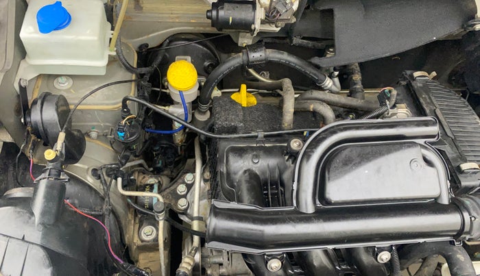 2016 Renault Kwid RXT 0.8, Petrol, Manual, 31,384 km, Engine View - Right