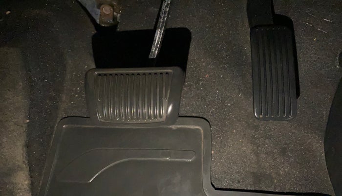 2022 Hyundai ALCAZAR 1.5 SIGNATURE (O) AT 6STR, Diesel, Automatic, 73,778 km, Pedals