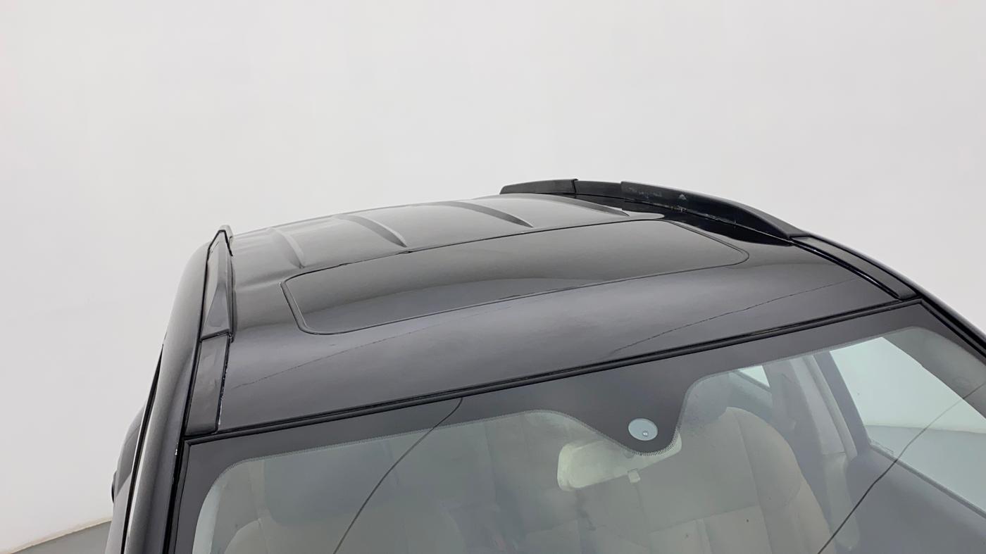 2017 Mahindra XUV500 W10, Diesel, Manual, 73,089 km, Roof