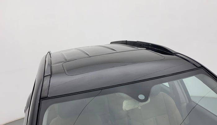 2017 Mahindra XUV500 W10, Diesel, Manual, 73,089 km, Roof