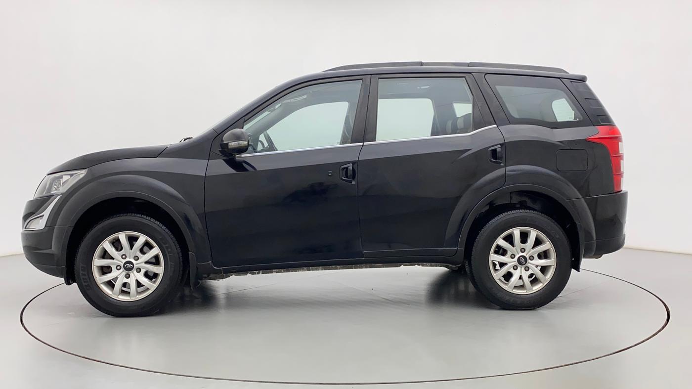 2017 Mahindra XUV500 W10, Diesel, Manual, 73,089 km, Left Side