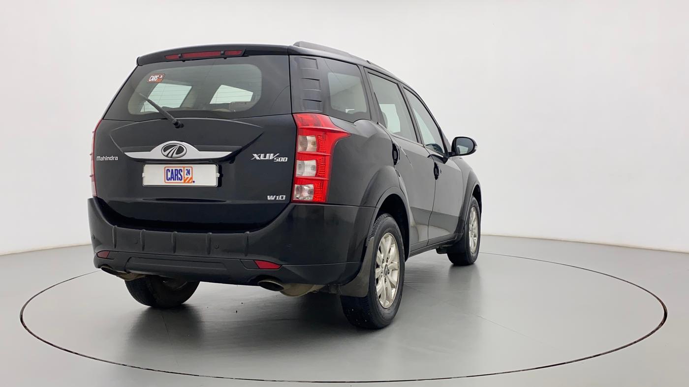 2017 Mahindra XUV500 W10, Diesel, Manual, 73,089 km, Right Back Diagonal