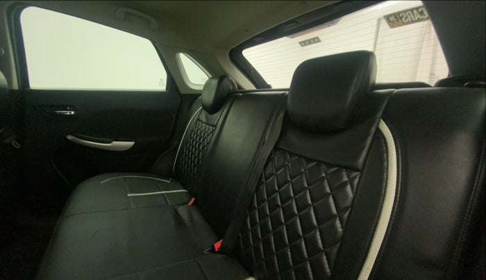2015 Maruti Baleno ALPHA DIESEL 1.3, Diesel, Manual, 59,958 km, Right Side Rear Door Cabin